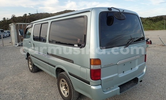 Acheter Occasion Voiture Toyota Hiace Bleu à Beitbridge, Matabeleland South Acheter Occasion Voiture Toyota Hiace Bleu à Beitbridge, Matabeleland South