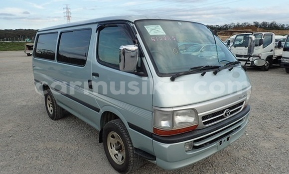 Acheter Occasion Voiture Toyota Hiace Bleu à Beitbridge, Matabeleland South Acheter Occasion Voiture Toyota Hiace Bleu à Beitbridge, Matabeleland South