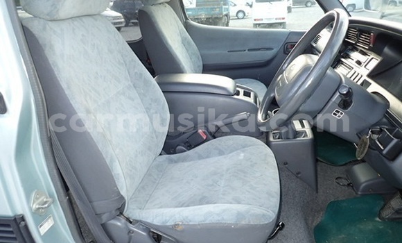 Acheter Occasion Voiture Toyota Hiace Bleu à Beitbridge, Matabeleland South Acheter Occasion Voiture Toyota Hiace Bleu à Beitbridge, Matabeleland South