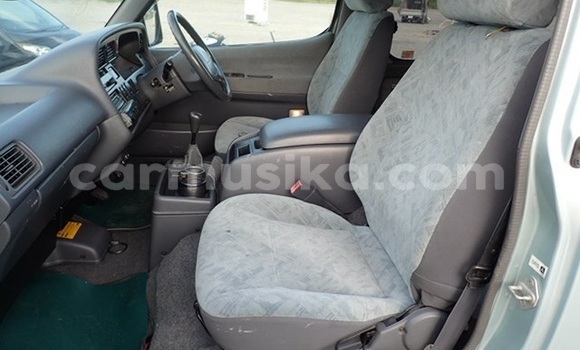 Acheter Occasion Voiture Toyota Hiace Bleu à Beitbridge, Matabeleland South Acheter Occasion Voiture Toyota Hiace Bleu à Beitbridge, Matabeleland South