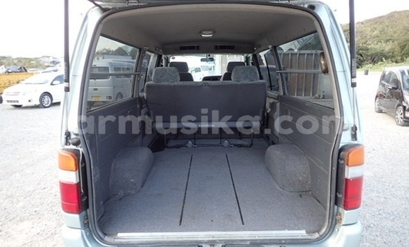 Acheter Occasion Voiture Toyota Hiace Bleu à Beitbridge, Matabeleland South Acheter Occasion Voiture Toyota Hiace Bleu à Beitbridge, Matabeleland South