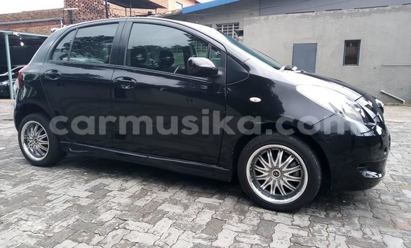 Acheter Occasion Voiture Toyota Yaris Noir à Beitbridge, Matabeleland South Acheter Occasion Voiture Toyota Yaris Noir à Beitbridge, Matabeleland South