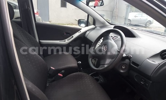Acheter Occasion Voiture Toyota Yaris Noir à Beitbridge, Matabeleland South Acheter Occasion Voiture Toyota Yaris Noir à Beitbridge, Matabeleland South