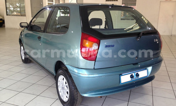Buy Used Fiat Palio Green Car in Beitbridge in Matabeleland South Buy Used Fiat Palio Green Car in Beitbridge in Matabeleland South