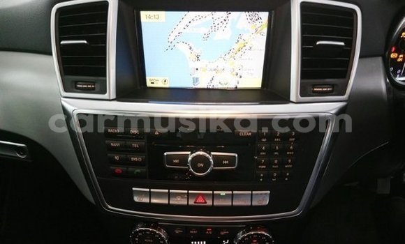 Tenga Tsaru Mercedes‒Benz M–Class Sirivha Mota in Beitbridge in Matabeleland South Tenga Tsaru Mercedes‒Benz M–Class Sirivha Mota in Beitbridge in Matabeleland South