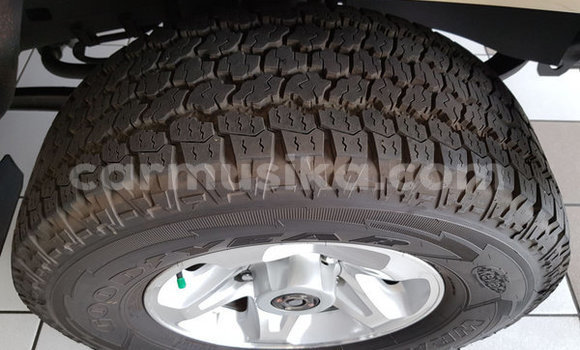 Acheter Occasion Voiture Toyota Land Cruiser Beige à Beitbridge, Matabeleland South Acheter Occasion Voiture Toyota Land Cruiser Beige à Beitbridge, Matabeleland South