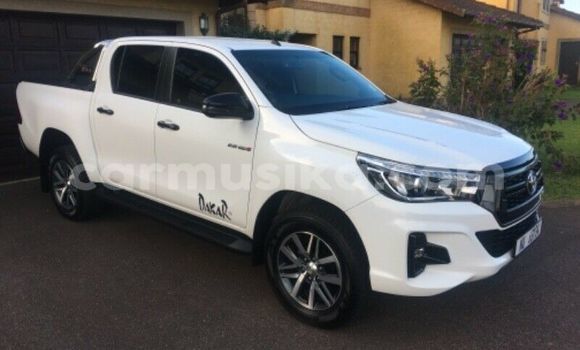 Nunua Ilio tumika Toyota Hilux Nyeupe Gari ndani ya Beitbridge nchini Matabeleland Kusini Nunua Ilio tumika Toyota Hilux Nyeupe Gari ndani ya Beitbridge nchini Matabeleland Kusini
