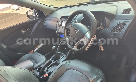 Buy Used Hyundai ix35 White Car in Beitbridge in Matabeleland South Buy Used Hyundai ix35 White Car in Beitbridge in Matabeleland South