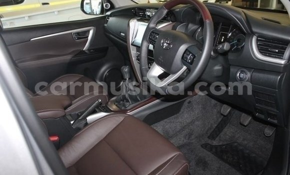 Buy Used Toyota Fortuner Silver Car in Beitbridge in Matabeleland South Buy Used Toyota Fortuner Silver Car in Beitbridge in Matabeleland South