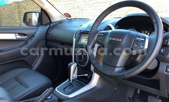 Acheter Occasion Voiture Isuzu KB Gris à Beitbridge, Matabeleland South Acheter Occasion Voiture Isuzu KB Gris à Beitbridge, Matabeleland South