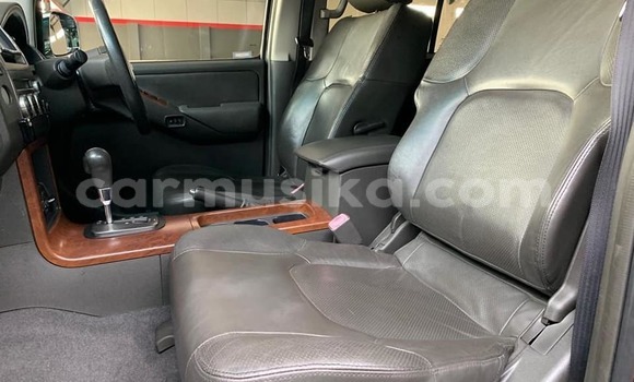 Tenga Tsaru Nissan Pathfinder Beige Mota in Beitbridge in Matabeleland South Tenga Tsaru Nissan Pathfinder Beige Mota in Beitbridge in Matabeleland South