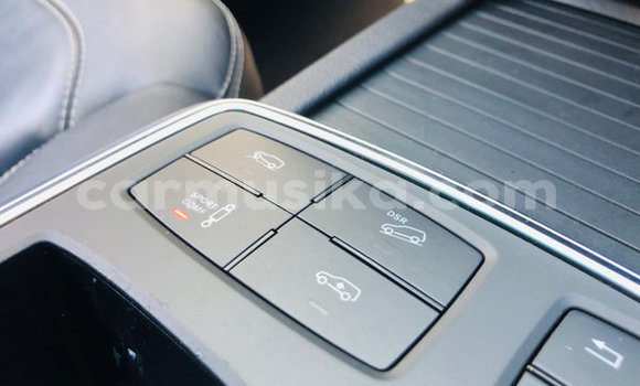 Tenga Tsaru Mercedes‒Benz ML–Class Nhema Mota in Beitbridge in Matabeleland South Tenga Tsaru Mercedes‒Benz ML–Class Nhema Mota in Beitbridge in Matabeleland South