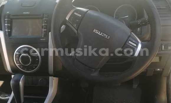 Acheter Occasion Voiture Isuzu KB Blanc à Beitbridge, Matabeleland South Acheter Occasion Voiture Isuzu KB Blanc à Beitbridge, Matabeleland South