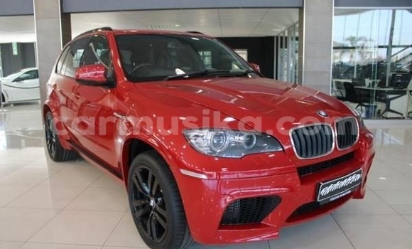 Acheter Occasion Voiture BMW X5 Rouge à Beitbridge, Matabeleland South Acheter Occasion Voiture BMW X5 Rouge à Beitbridge, Matabeleland South