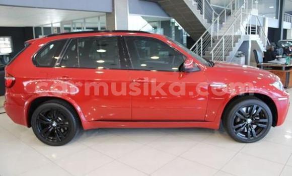 Acheter Occasion Voiture BMW X5 Rouge à Beitbridge, Matabeleland South Acheter Occasion Voiture BMW X5 Rouge à Beitbridge, Matabeleland South