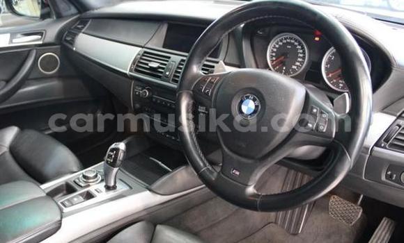 Acheter Occasion Voiture BMW X5 Rouge à Beitbridge, Matabeleland South Acheter Occasion Voiture BMW X5 Rouge à Beitbridge, Matabeleland South