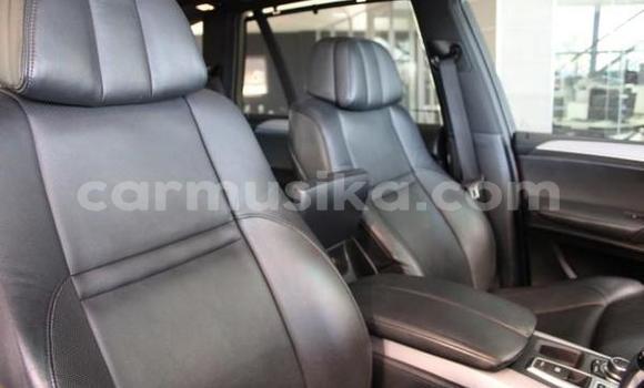 Acheter Occasion Voiture BMW X5 Rouge à Beitbridge, Matabeleland South Acheter Occasion Voiture BMW X5 Rouge à Beitbridge, Matabeleland South