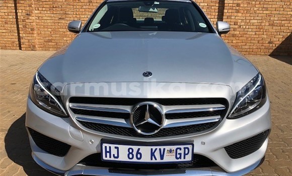 Acheter Occasion Voiture Mercedes‒Benz C–Class Gris à Beitbridge, Matabeleland South Acheter Occasion Voiture Mercedes‒Benz C–Class Gris à Beitbridge, Matabeleland South