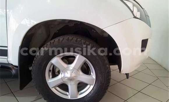 Tenga Tsaru Isuzu KB Chena Mota in Beitbridge in Matabeleland South Tenga Tsaru Isuzu KB Chena Mota in Beitbridge in Matabeleland South