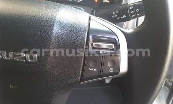 Tenga Tsaru Isuzu KB Chena Mota in Beitbridge in Matabeleland South Tenga Tsaru Isuzu KB Chena Mota in Beitbridge in Matabeleland South