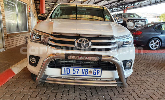 Nunua Ilio tumika Toyota Hilux Nyeupe Gari ndani ya Beitbridge nchini Matabeleland Kusini Nunua Ilio tumika Toyota Hilux Nyeupe Gari ndani ya Beitbridge nchini Matabeleland Kusini