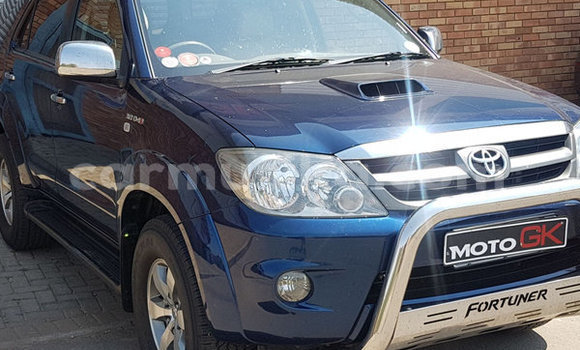 Buy Used Toyota Fortuner Blue Car in Beitbridge in Matabeleland South Buy Used Toyota Fortuner Blue Car in Beitbridge in Matabeleland South