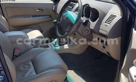 Buy Used Toyota Fortuner Blue Car in Beitbridge in Matabeleland South Buy Used Toyota Fortuner Blue Car in Beitbridge in Matabeleland South