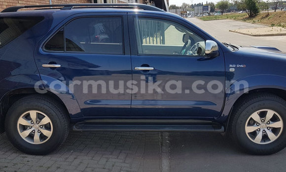 Buy Used Toyota Fortuner Blue Car in Beitbridge in Matabeleland South Buy Used Toyota Fortuner Blue Car in Beitbridge in Matabeleland South