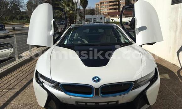 Acheter Occasion Voiture BMW i8 Blanc à Beitbridge, Matabeleland South Acheter Occasion Voiture BMW i8 Blanc à Beitbridge, Matabeleland South