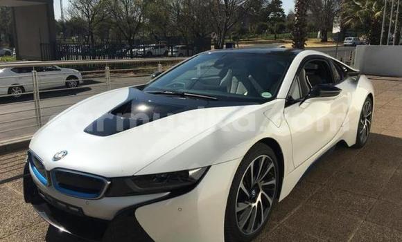 Acheter Occasion Voiture BMW i8 Blanc à Beitbridge, Matabeleland South Acheter Occasion Voiture BMW i8 Blanc à Beitbridge, Matabeleland South
