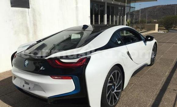 Acheter Occasion Voiture BMW i8 Blanc à Beitbridge, Matabeleland South Acheter Occasion Voiture BMW i8 Blanc à Beitbridge, Matabeleland South