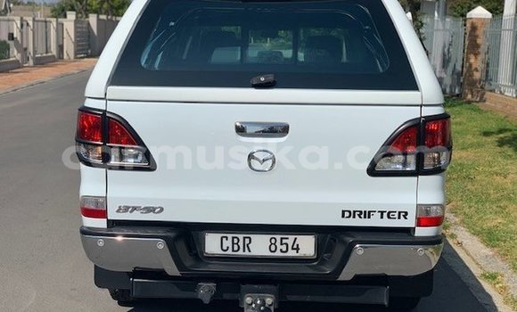 Buy Used Mazda BT-50 White Car in Beitbridge in Matabeleland South Buy Used Mazda BT-50 White Car in Beitbridge in Matabeleland South