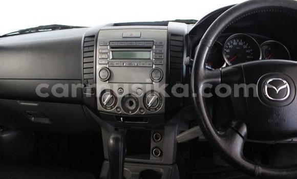 Acheter Occasion Voiture Mazda BT-50 Blanc à Beitbridge, Matabeleland South Acheter Occasion Voiture Mazda BT-50 Blanc à Beitbridge, Matabeleland South