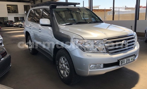 Acheter Occasion Voiture Toyota Land Cruiser Prado Gris à Beitbridge, Matabeleland South Acheter Occasion Voiture Toyota Land Cruiser Prado Gris à Beitbridge, Matabeleland South