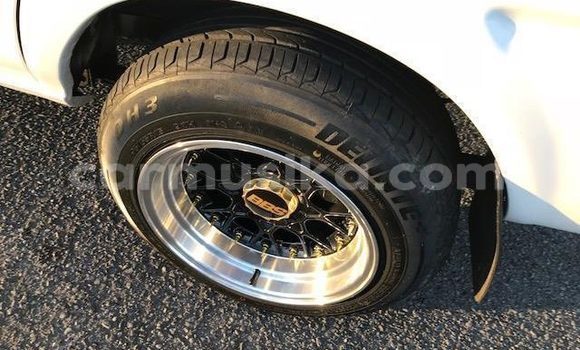 Tenga Tsaru Toyota Avanza Chena Mota in Beitbridge in Matabeleland South Tenga Tsaru Toyota Avanza Chena Mota in Beitbridge in Matabeleland South