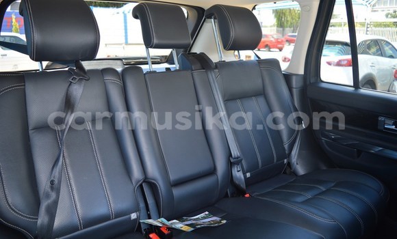 Tenga Tsaru Land Rover Range Rover Chena Mota in Beitbridge in Matabeleland South Tenga Tsaru Land Rover Range Rover Chena Mota in Beitbridge in Matabeleland South