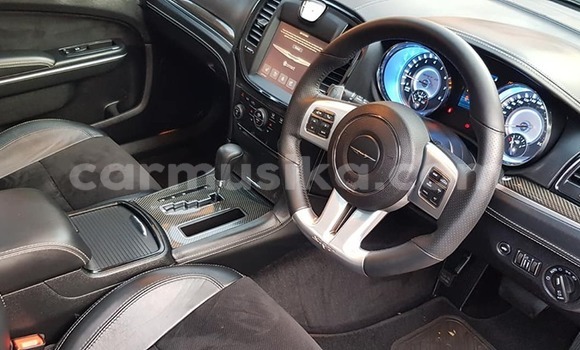 Tenga Tsaru Chrysler 300C SRT8 Zvimwe Mota in Beitbridge in Matabeleland South Tenga Tsaru Chrysler 300C SRT8 Zvimwe Mota in Beitbridge in Matabeleland South