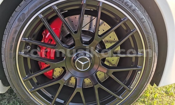 Acheter Occasion Voiture Mercedes‒Benz C–Class Blanc à Beitbridge, Matabeleland South Acheter Occasion Voiture Mercedes‒Benz C–Class Blanc à Beitbridge, Matabeleland South