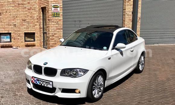 Acheter Occasion Voiture BMW 1M Blanc à Harare, Harare Acheter Occasion Voiture BMW 1M Blanc à Harare, Harare