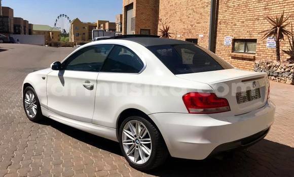 Acheter Occasion Voiture BMW 1M Blanc à Harare, Harare Acheter Occasion Voiture BMW 1M Blanc à Harare, Harare