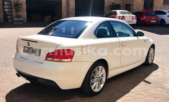 Acheter Occasion Voiture BMW 1M Blanc à Harare, Harare Acheter Occasion Voiture BMW 1M Blanc à Harare, Harare