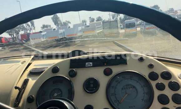 Acheter Occasion Utilitaire Mercedes‒Benz 1622 Autre à Beitbridge, Matabeleland South Acheter Occasion Utilitaire Mercedes‒Benz 1622 Autre à Beitbridge, Matabeleland South