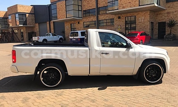 Buy Used Volkswagen Amarok White Car in Harare in Harare Buy Used Volkswagen Amarok White Car in Harare in Harare