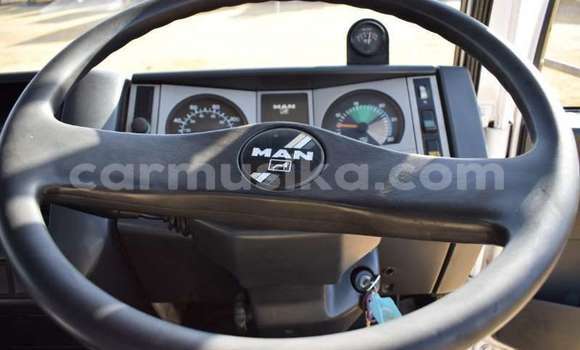 Tenga Tsaru Man D20 Sirivha Rori in Beitbridge in Matabeleland South Tenga Tsaru Man D20 Sirivha Rori in Beitbridge in Matabeleland South