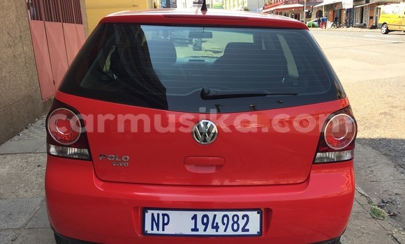 Acheter Occasion Voiture Volkswagen Polo Rouge à Beitbridge, Matabeleland South Acheter Occasion Voiture Volkswagen Polo Rouge à Beitbridge, Matabeleland South