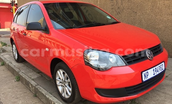 Acheter Occasion Voiture Volkswagen Polo Rouge à Beitbridge, Matabeleland South Acheter Occasion Voiture Volkswagen Polo Rouge à Beitbridge, Matabeleland South