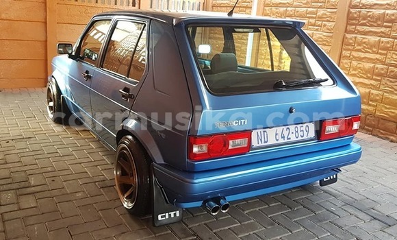 Buy Used Volkswagen Golf Blue Car in Beitbridge in Matabeleland South Buy Used Volkswagen Golf Blue Car in Beitbridge in Matabeleland South
