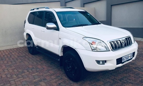 Tenga Tsaru Toyota Land Cruiser Prado Chena Mota in Harare in Harare Tenga Tsaru Toyota Land Cruiser Prado Chena Mota in Harare in Harare