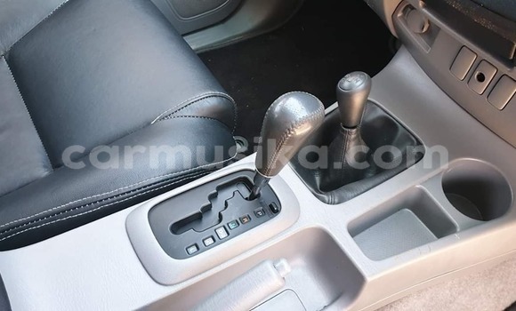 Tenga Tsaru Toyota Hilux Chena Mota in Harare in Harare Tenga Tsaru Toyota Hilux Chena Mota in Harare in Harare