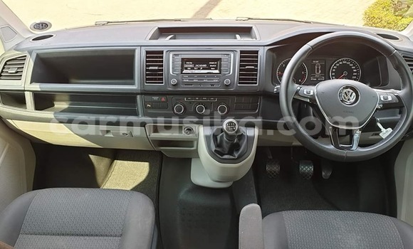 Buy Used Volkswagen Caravelle White Car in Harare in Harare Buy Used Volkswagen Caravelle White Car in Harare in Harare